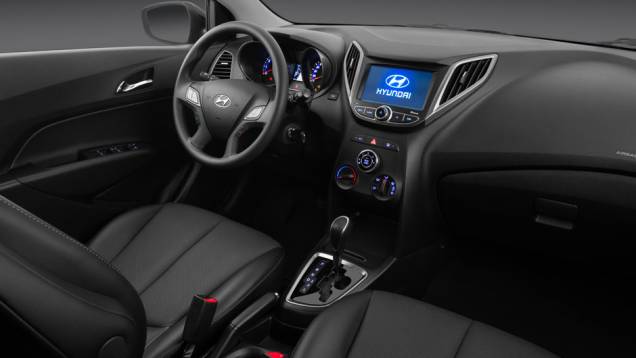 Se por fora ele é diferente, por dentro não há quase nada de novo; pelo menos o acabamento continua bom | <a href="https://quatrorodas.abril.com.br/carros/impressoes/impressoes-ao-dirigir-hyundai-hb20-spicy-865325.shtml" rel="migration">Leia mais</a> Se por fora ele é diferente, por dentro não há quase nada de novo; pelo menos o acabamento continua bom | <a href="https://quatrorodas.abril.com.br/carros/impressoes/impressoes-ao-dirigir-hyundai-hb20-spicy-865325.shtml" rel="migration">Leia mais</a>