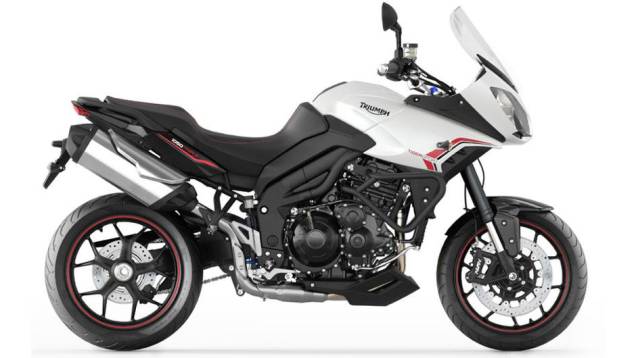 A Triumph anunciou a introdução de uma nova versão da Tiger na Europa, a Sport | <a href="https://quatrorodas.abril.com.br/moto/noticias/triumph-revela-tiger-sport-731104.shtml" rel="migration">Leia mais</a> A Triumph anunciou a introdução de uma nova versão da Tiger na Europa, a Sport | <a href="https://quatrorodas.abril.com.br/moto/noticias/triumph-revela-tiger-sport-731104.shtml" rel="migration">Leia mais</a>