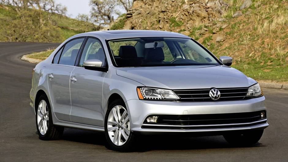 Jetta 2015 &eacute; apresentado. | <a href="https://quatrorodas.abril.com.br/noticias/fabricantes/jetta-2015-revelado-ganha-novidades-779724.shtml" rel="migration">Leia mais</a>