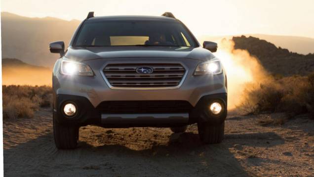 Dois motores estarão disponíveis: o 2.5 de quatro cilindros e 175 cv, e o 3.6 de seis cilindros, que entrega 256 cv. | <a href="https://quatrorodas.abril.com.br/noticias/saloes/new-york-2014/subaru-revela-outback-2015-nova-york-780160.shtml" rel="migration">Leia mais</a> Dois motores estarão disponíveis: o 2.5 de quatro cilindros e 175 cv, e o 3.6 de seis cilindros, que entrega 256 cv. | <a href="https://quatrorodas.abril.com.br/noticias/saloes/new-york-2014/subaru-revela-outback-2015-nova-york-780160.shtml" rel="migration">Leia mais</a>