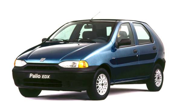 Fiat Palio Citymatic: atual líder do mercado nacional, o Palio inovou em 1999 ao trazer a embreagem automática aos modelos populares, mas o mercado não aceitou bem a novidade