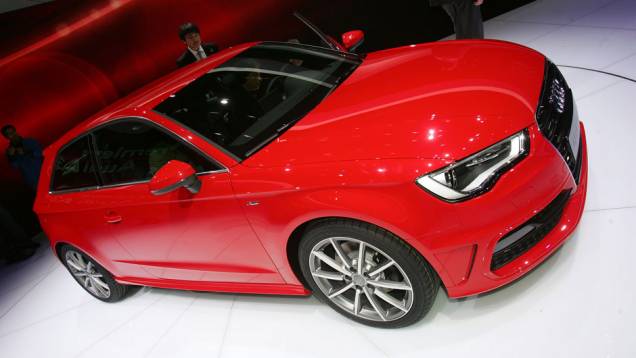 Audi A3 <a href="https://quatrorodas.abril.com.br/saloes/genebra/2012/audi-a3-678626.shtml" target="_blank" rel="migration">Leia mais</a>