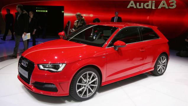 Audi A3 <a href="https://quatrorodas.abril.com.br/saloes/genebra/2012/audi-a3-678626.shtml" target="_blank" rel="migration">Leia mais</a>