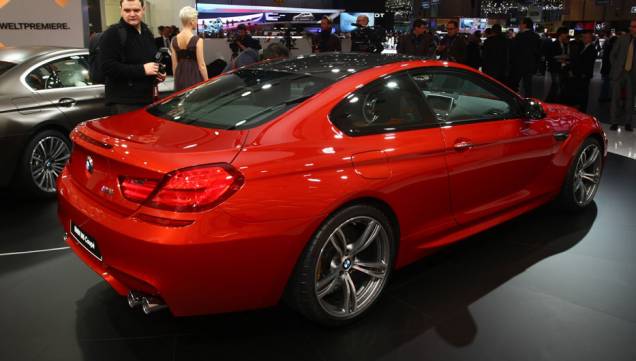 BMW M6 Coupé <a href="https://quatrorodas.abril.com.br/saloes/genebra/2012/bmw-m6-678571.shtml" target="_blank" rel="migration">Leia mais</a> BMW M6 Coupé <a href="https://quatrorodas.abril.com.br/saloes/genebra/2012/bmw-m6-678571.shtml" target="_blank" rel="migration">Leia mais</a>