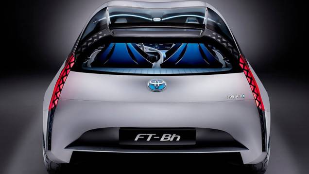 FT-Bh pode atingir um nível de economia de combustível de 134.5 mpg | <a href="https://quatrorodas.abril.com.br/saloes/genebra/2012/toyota-ft-bh-678759.shtml" rel="migration">Leia mais</a>