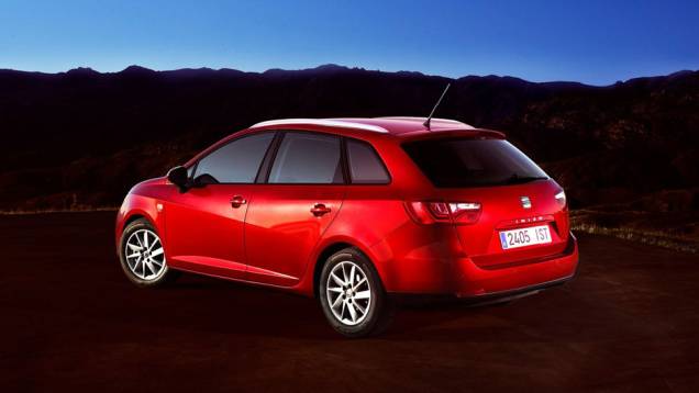 Perua Ibiza ST é equipada com um motor 1.4 com dois turbocompressores | <a href="https://quatrorodas.abril.com.br/saloes/genebra/2012/seat-ibiza-678806.shtml" rel="migration">Leia mais</a> Perua Ibiza ST é equipada com um motor 1.4 com dois turbocompressores | <a href="https://quatrorodas.abril.com.br/saloes/genebra/2012/seat-ibiza-678806.shtml" rel="migration">Leia mais</a>