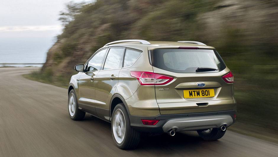 Vers&atilde;o a gasolina &eacute; equipada com motor 1.6 EcoBoost, com 148 cv | <a href="https://quatrorodas.abril.com.br/saloes/genebra/2012/ford-kuga-678588.shtml" rel="migration">Leia mais</a>