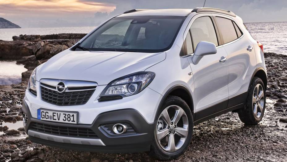 Modelo é praticamente idêntico ao Buick | <a href="https://quatrorodas.abril.com.br/saloes/genebra/2012/opel-mokka-concept-678516.shtml" rel="migration">Leia mais</a>