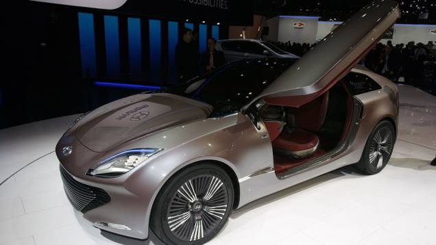 Hyundai i-oniq | <a href="https://quatrorodas.abril.com.br/saloes/genebra/2012/hyundai-i-oniq-678502.shtml" rel="migration">Leia mais</a> Hyundai i-oniq | <a href="https://quatrorodas.abril.com.br/saloes/genebra/2012/hyundai-i-oniq-678502.shtml" rel="migration">Leia mais</a>