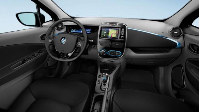 Carro inclui o sistema multimídia R-Link | <a href="https://quatrorodas.abril.com.br/saloes/genebra/2012/zoe-eletric-678751.shtml" rel="migration">Leia mais</a> Carro inclui o sistema multimídia R-Link | <a href="https://quatrorodas.abril.com.br/saloes/genebra/2012/zoe-eletric-678751.shtml" rel="migration">Leia mais</a>
