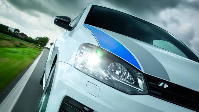| <a href="https://quatrorodas.abril.com.br/noticias/vw-revela-polo-wrc-street-321627_p.shtml" rel="migration">Leia mais</a> | <a href="https://quatrorodas.abril.com.br/noticias/vw-revela-polo-wrc-street-321627_p.shtml" rel="migration">Leia mais</a>