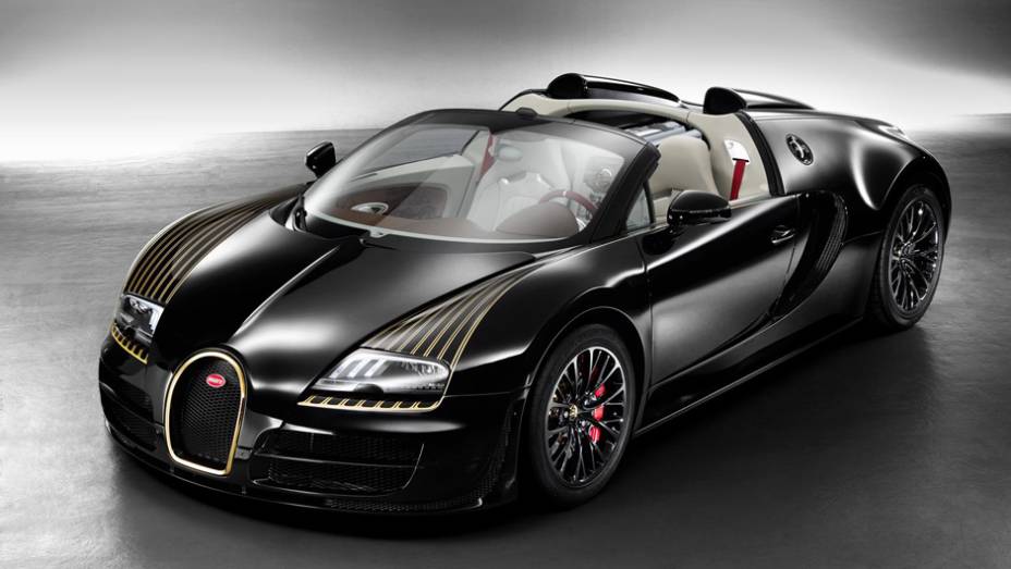 O carro será um tributo ao Type 18 Black Bess, modelo produzido entre os anos 1912 e 1914. | <a href="https://quatrorodas.abril.com.br/noticias/saloes/pequim-2014/bugatti-lanca-veyron-grand-sport-vitesse-black-bess-779340.shtml" rel="migration">Leia mais</a>