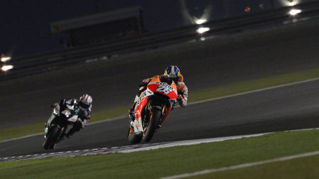Ao lado dele estará Dani Pedrosa, sexto no grid. | <a href="https://quatrorodas.abril.com.br/moto/noticias/marc-marquez-pole-primeira-etapa-ano-motogp-777577.shtml" rel="migration">Leia mais</a> Ao lado dele estará Dani Pedrosa, sexto no grid. | <a href="https://quatrorodas.abril.com.br/moto/noticias/marc-marquez-pole-primeira-etapa-ano-motogp-777577.shtml" rel="migration">Leia mais</a>
