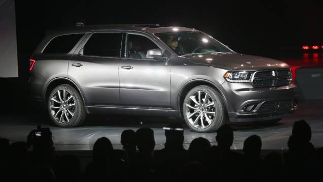 Dodge Durango RT | <a href="https://quatrorodas.abril.com.br/noticias/saloes/new-york-2014/" rel="migration">Leia mais</a>