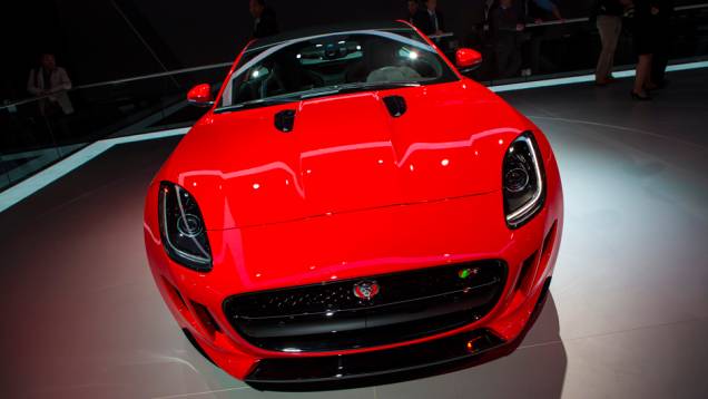 Jaguar F Type | <a href="https://quatrorodas.abril.com.br/noticias/saloes/new-york-2014/" rel="migration">Leia mais</a>