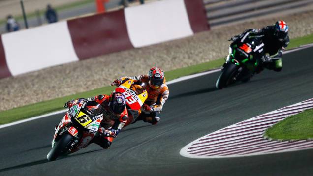 Galeria de Quatro Rodas da MotoGP - Catar (domingo) | <a href="https://quatrorodas.abril.com.br/moto/noticias/prova-disputada-marquez-segura-pressao-rossi-vence-catar-777551.shtml" rel="migration">Leia mais</a>