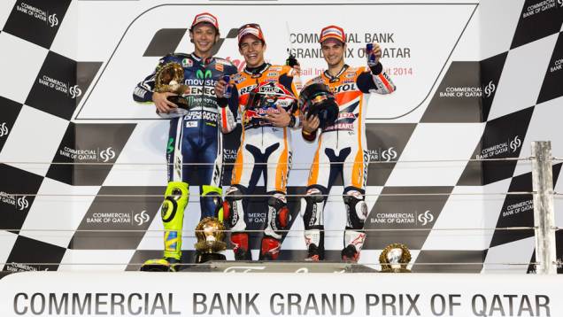 Galeria de Quatro Rodas da MotoGP - Catar (domingo) | <a href="https://quatrorodas.abril.com.br/moto/noticias/prova-disputada-marquez-segura-pressao-rossi-vence-catar-777551.shtml" rel="migration">Leia mais</a>