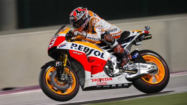 Galeria de Quatro Rodas da MotoGP - Catar (domingo) | <a href="https://quatrorodas.abril.com.br/moto/noticias/prova-disputada-marquez-segura-pressao-rossi-vence-catar-777551.shtml" rel="migration">Leia mais</a>