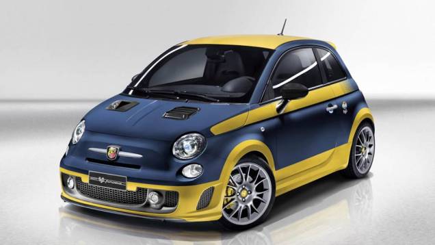 A versão Olio Fiat homenageia um modelo do passado | <a href="https://quatrorodas.abril.com.br/saloes/genebra/2013/abarth-695-punto-supersport-734517.shtml" rel="migration">Leia mais</a>