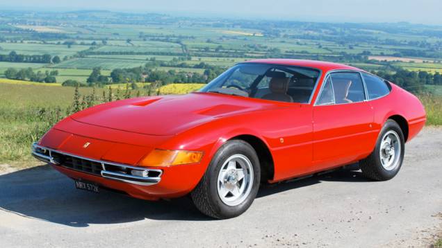 Ferrari "Daytona": Aqui nem se trata de uma versão, mas de um apelido. A 365 GTB4 assim foi chamada pela imprensa após o pódio dominado pela Ferrari nas 24 Horas de Daytona de 1967