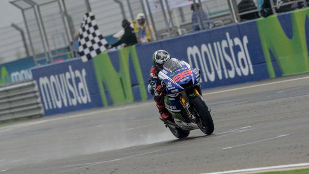 Jorge Lorenzo conquistou a primeira vitória no ano | <a href="https://quatrorodas.abril.com.br/moto/noticias/lorenzo-vence-prova-numero-800-motogp-802800.shtml" rel="migration">Leia mais</a> Jorge Lorenzo conquistou a primeira vitória no ano | <a href="https://quatrorodas.abril.com.br/moto/noticias/lorenzo-vence-prova-numero-800-motogp-802800.shtml" rel="migration">Leia mais</a>