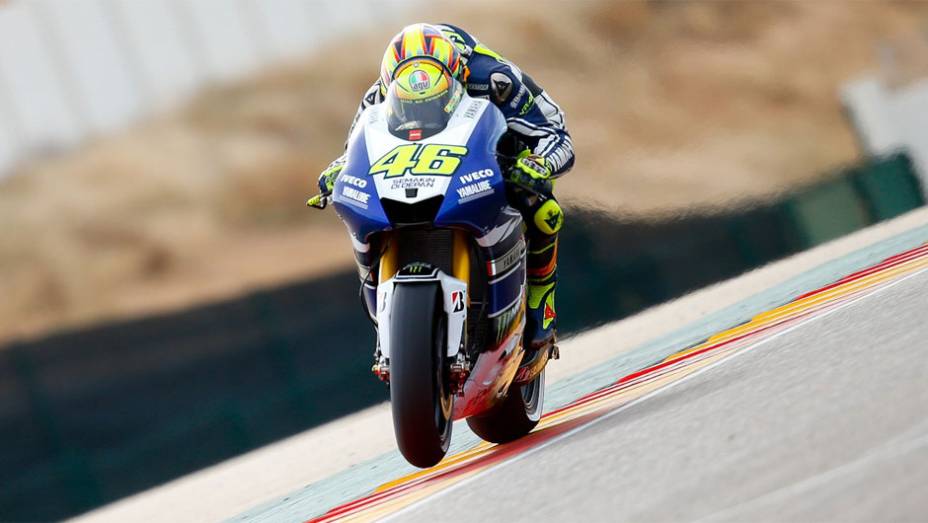 Valentino Rossi completou o pódio na Espanha | <a href="https://quatrorodas.abril.com.br/moto/noticias/motogp-polemica-marquez-vence-aragon-755576.shtml" rel="migration">Leia mais</a>