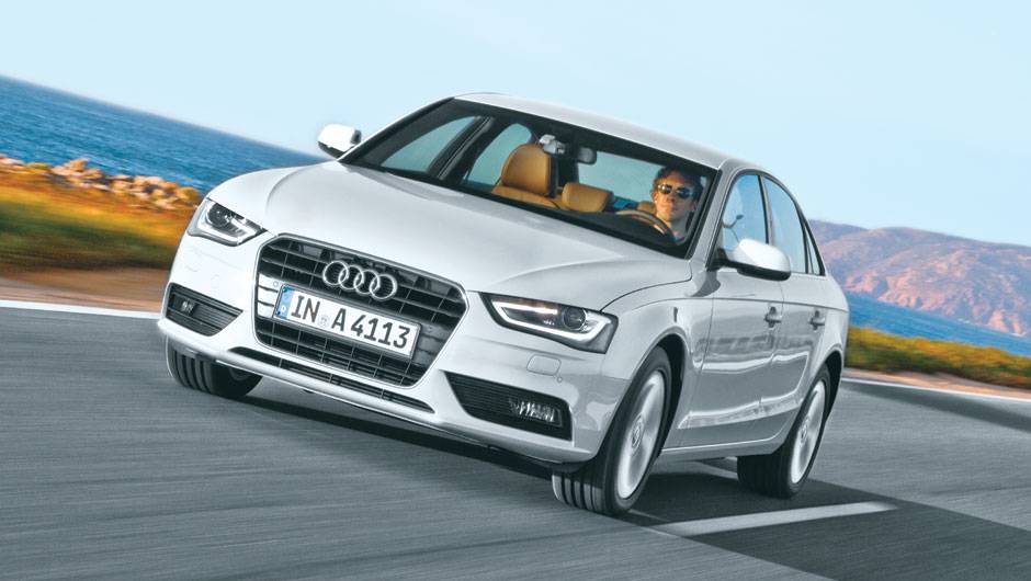Maior mudan&ccedil;a est&aacute; nos far&oacute;is mais afilados. | <a href="https://quatrorodas.abril.com.br/carros/impressoes/audi-a4-676515.shtml" rel="migration">Leia mais</a>