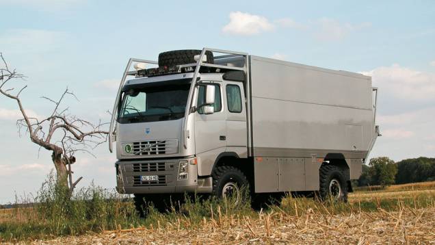 Unicat: "truck home" para perfis mais aventureiros. | <a href="https://quatrorodas.abril.com.br/carros/reportagens/requinte-estrada-680751.shtml" rel="migration">Leia mais</a>