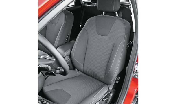 Banco com regulagem de altura | <a href="https://quatrorodas.abril.com.br/carros/impressoes/ford-focus-sedan-sportbrake-683094.shtml" rel="migration">Leia mais</a> Banco com regulagem de altura | <a href="https://quatrorodas.abril.com.br/carros/impressoes/ford-focus-sedan-sportbrake-683094.shtml" rel="migration">Leia mais</a>