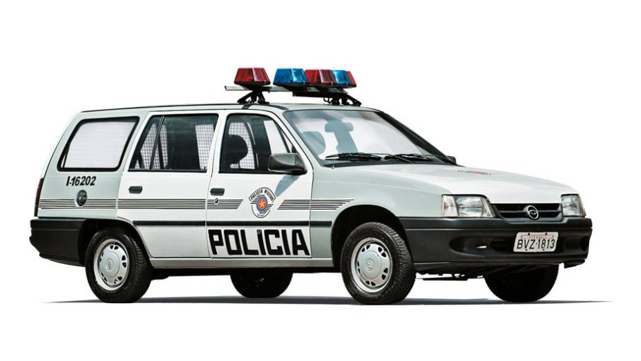 Ipanema 1998: substituição do Opala | <a href="https://quatrorodas.abril.com.br/reportagens/viaturas-classicas-vao-museu-682198.shtml" rel="migration">Leia mais</a>