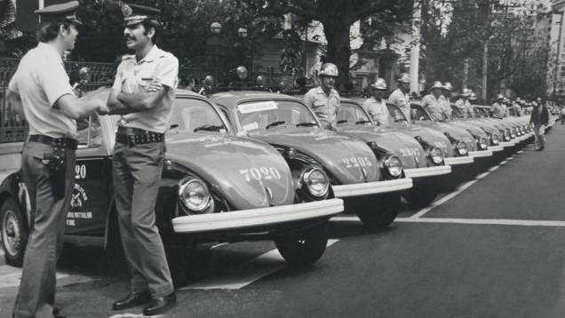 Bons tempos em que o Fusca dava conta do serviço | <a href="https://quatrorodas.abril.com.br/reportagens/viaturas-classicas-vao-museu-682198.shtml" rel="migration">Leia mais</a> Bons tempos em que o Fusca dava conta do serviço | <a href="https://quatrorodas.abril.com.br/reportagens/viaturas-classicas-vao-museu-682198.shtml" rel="migration">Leia mais</a>