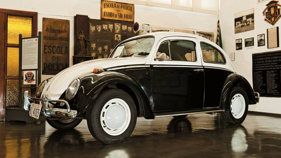 Fusca 1963 caipira: a viatura atuou em Sorocaba | <a href="https://quatrorodas.abril.com.br/reportagens/viaturas-classicas-vao-museu-682198.shtml" rel="migration">Leia mais</a>