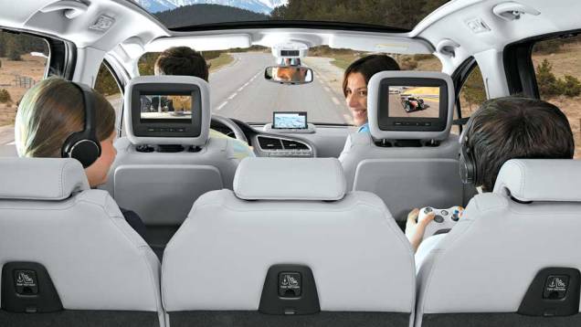 ...têm o mesmo tamanho... | <a href="https://quatrorodas.abril.com.br/carros/impressoes/peugeot-5008-693468.shtml" rel="migration">Leia mais</a> ...têm o mesmo tamanho... | <a href="https://quatrorodas.abril.com.br/carros/impressoes/peugeot-5008-693468.shtml" rel="migration">Leia mais</a>