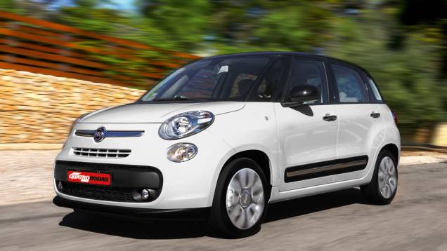 Coluna dianteira bipartida ajuda na visibilidade | <a href="https://quatrorodas.abril.com.br/carros/impressoes/fiat-500l-725497.shtml" rel="migration">Leia mais</a> Coluna dianteira bipartida ajuda na visibilidade | <a href="https://quatrorodas.abril.com.br/carros/impressoes/fiat-500l-725497.shtml" rel="migration">Leia mais</a>