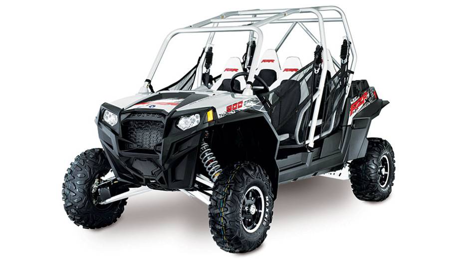 RZR XP 4 900: performance para 4 passageiros | <a href="https://quatrorodas.abril.com.br/moto/testes/atv-utv-polaris-2013-742351.shtml" rel="migration">Leia mais</a>