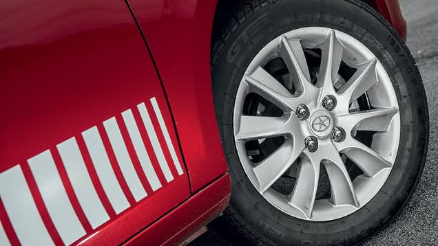 Rodas e... | <a href="https://quatrorodas.abril.com.br/carros/lancamentos/jac-j3-s-1-5-jetflex-740479.shtml" rel="migration">Leia mais</a> Rodas e... | <a href="https://quatrorodas.abril.com.br/carros/lancamentos/jac-j3-s-1-5-jetflex-740479.shtml" rel="migration">Leia mais</a>