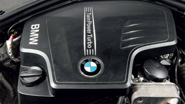 BMW: motor 2.0 flex de 184 cv | <a href="https://quatrorodas.abril.com.br/carros/comparativos/mercedes-c-180-x-bmw-320i-active-flex-812777.shtml" target="_blank" rel="migration">Leia mais</a> BMW: motor 2.0 flex de 184 cv | <a href="https://quatrorodas.abril.com.br/carros/comparativos/mercedes-c-180-x-bmw-320i-active-flex-812777.shtml" target="_blank" rel="migration">Leia mais</a>