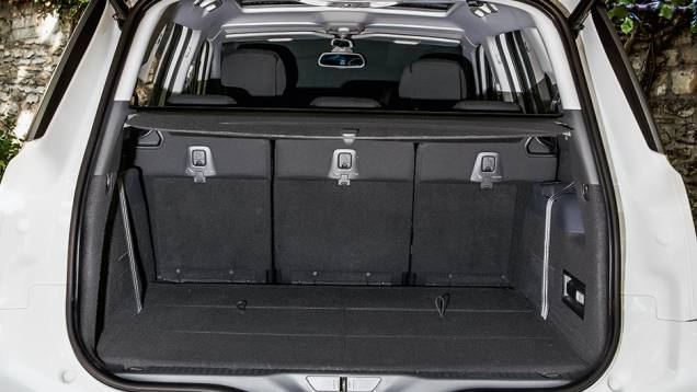 <a href="https://quatrorodas.abril.com.br/carros/impressoes/citroen-c4-picasso-888961.shtml" target="_blank" rel="migration">Leia mais</a> <a href="https://quatrorodas.abril.com.br/carros/impressoes/citroen-c4-picasso-888961.shtml" target="_blank" rel="migration">Leia mais</a>
