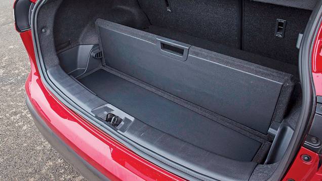 ... 16 variações do espaço de carga | <a href="https://quatrorodas.abril.com.br/carros/impressoes/nissan-qashqai-888920.shtml" target="_blank" rel="migration">Leia mais</a> ... 16 variações do espaço de carga | <a href="https://quatrorodas.abril.com.br/carros/impressoes/nissan-qashqai-888920.shtml" target="_blank" rel="migration">Leia mais</a>