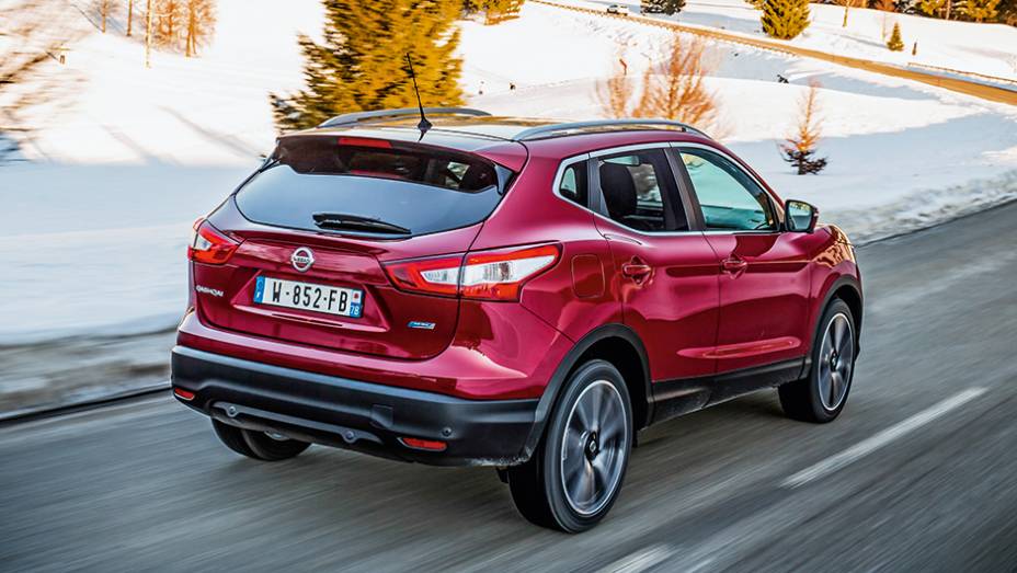 Design traseirodo Qashqairemete a algunsSUVs da Hyundai | <a href="https://quatrorodas.abril.com.br/carros/impressoes/nissan-qashqai-888920.shtml" target="_blank" rel="migration">Leia mais</a>