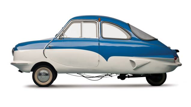Fuldamobil S-7 (1957) - Com apenas 330 kg, esse microcarro de fibra de vidro e eixo traseiro mais estreito (como no Isetta) usava motor monocilíndrico de 10 cv e chegava a 85 km/h.