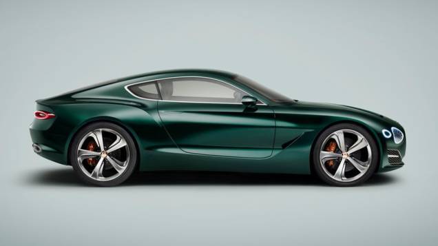 Projeto aerodinâmico, com saídas de ar laterais, é baseado no mesmo dos aviões | <a href="https://quatrorodas.abril.com.br/noticias/saloes/detroit-2015/bentley-revela-conceito-exp-10-speed-6-genebra-842760.shtml" rel="migration">Leia mais</a> Projeto aerodinâmico, com saídas de ar laterais, é baseado no mesmo dos aviões | <a href="https://quatrorodas.abril.com.br/noticias/saloes/detroit-2015/bentley-revela-conceito-exp-10-speed-6-genebra-842760.shtml" rel="migration">Leia mais</a>