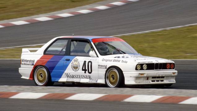 Foi em 1º de maio de 1972 que Jochen Neerpasch, ex-piloto da Porsche, começou as atividades da BMW Motorsport GmbH, divisão de preparação de motores localizada a poucos metros da sede da BMW, em Munique; nas décadas seguintes, a BMW M faria projetos vence Foi em 1º de maio de 1972 que Jochen Neerpasch, ex-piloto da Porsche, começou as atividades da BMW Motorsport GmbH, divisão de preparação de motores localizada a poucos metros da sede da BMW, em Munique; nas décadas seguintes, a BMW M faria projetos vence