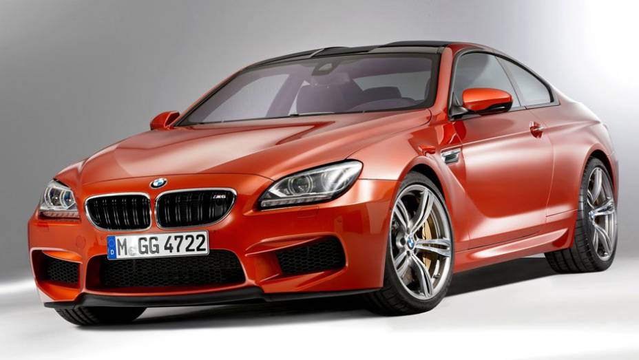 O M6 foi lançado em 1983, mas chegou ao auge em sua geração mais recente, revelada no Salão de Genebra de 2012; com 560 cv e aceleração de 0 a 100 km/h em 4,2 segundos, é o BMW mais rápido já produzido em série | <a href="https://quatrorodas.abril.com.br/no" rel="migration"></a>