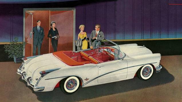 Skylark 1954Versão do Roadmaster de 1953, cinquentenário da Buick, com teto e linha de cintura mais baixos, ganhou um dos pares de barbatanas mais curiosos da década em 1954