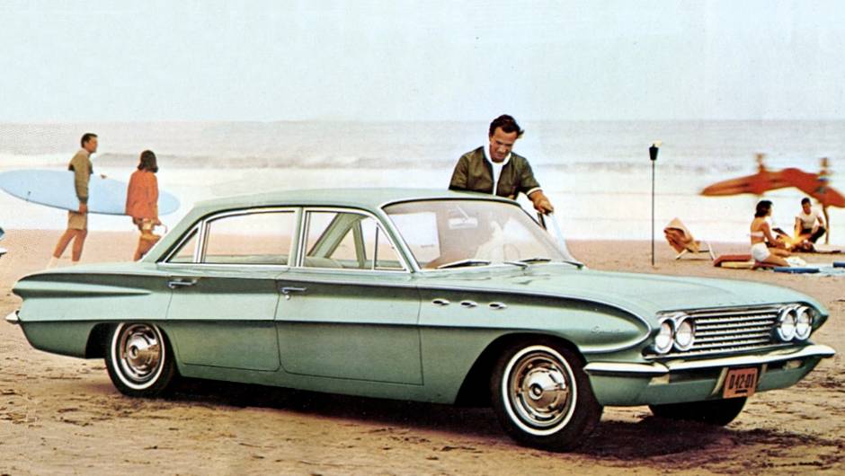Special 1961Primeiro Buick "compacto", m&eacute;dio nos padr&otilde;es atuais, reinven&ccedil;&atilde;o de um nome antigo e in&iacute;cio de diversifica&ccedil;&atilde;o da linha, op&ccedil;&atilde;o mais tradicional ao Chevrolet Corvair