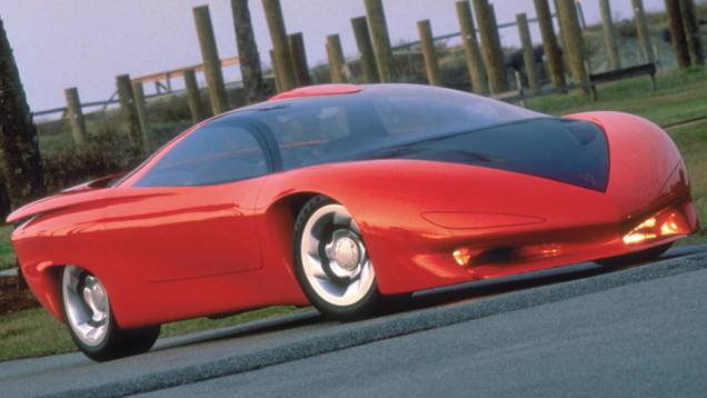 Pontiac Banshee (1988) - O nome vinha de três conceitos dos anos 60 e 70, mas o de 1988 foi o mais radical visualmente. Seu V8 de 4.0 litros produzia 230 cv. Alguns de seus traços seriam aproveitados no Firebird de linha. Pontiac Banshee (1988) - O nome vinha de três conceitos dos anos 60 e 70, mas o de 1988 foi o mais radical visualmente. Seu V8 de 4.0 litros produzia 230 cv. Alguns de seus traços seriam aproveitados no Firebird de linha.