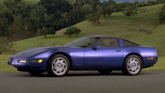 Quarta geração do Corvette veio em 183 | <a href="https://quatrorodas.abril.com.br/classicos/faixa/chevrolet-corvette-completa-60-anos-691868.shtml" rel="migration">Leia mais</a>
