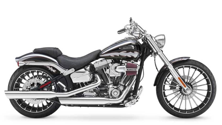 A exclusivíssima CVO Breakout chega ao Brasil | <a href="https://quatrorodas.abril.com.br/moto/noticias/harley-davidson-tres-novidades-ao-salao-duas-rodas-756391.shtml" rel="migration">Leia mais</a>