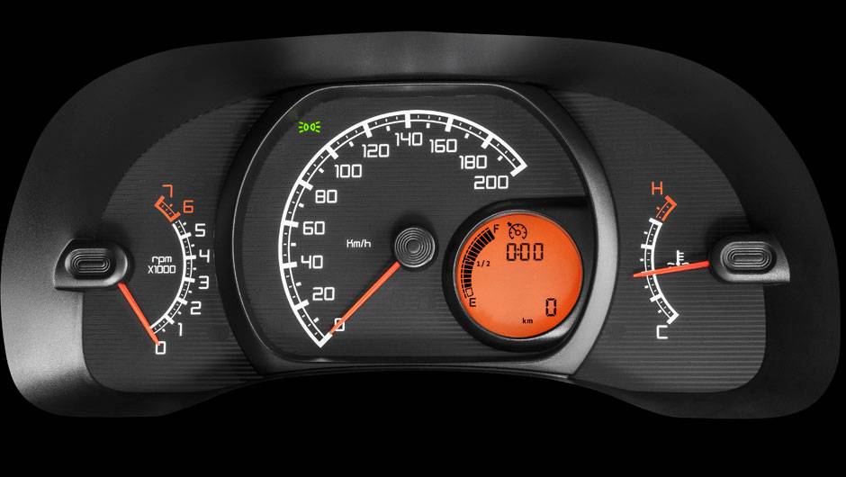 Siena EL e Strada Working ganharam medidor de combust&iacute;vel e hod&ocirc;metro digital; motores s&atilde;o os mesmos | <a href="https://quatrorodas.abril.com.br/carros/lancamentos/fiat-palio-weekend-siena-strada-2013-688581.shtml" rel="migration">Leia mais</a>